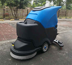 <b>導(dǎo)致洗地機工作效率變差的因素有哪些？</b>